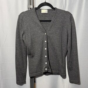 Vintage Ericobel Merino Wool Blend EUC V-Neck Cardigan Made in Italy